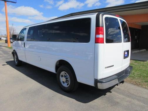 2024 Chevrolet Express 3500 LT