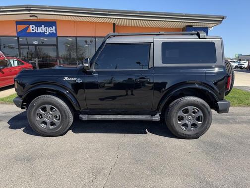 Black 2021 Ford Bronco Outer Banks