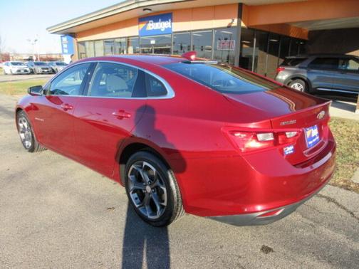 2024 Chevrolet Malibu LT