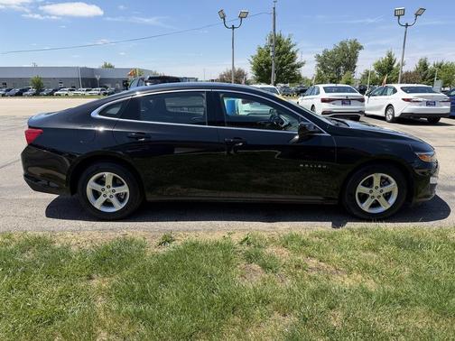 Black 2024 Chevrolet Malibu LT