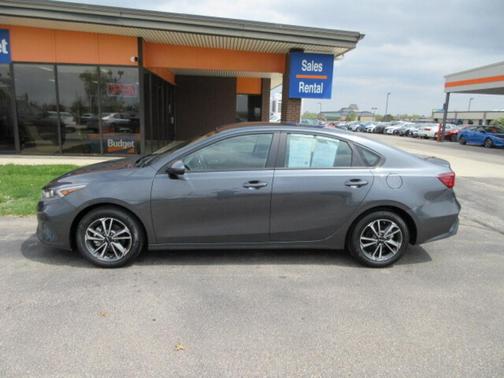 2024 Kia Forte LXS