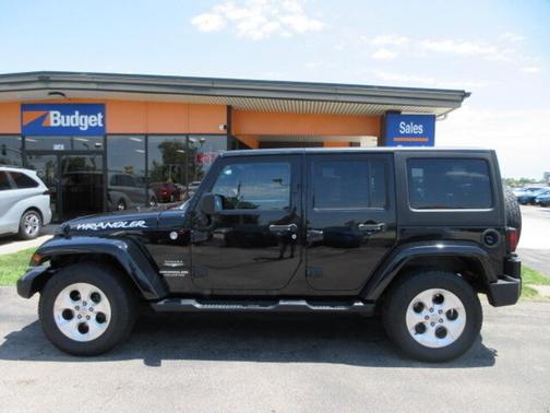 2013 Jeep Wrangler Unlimited Sahara