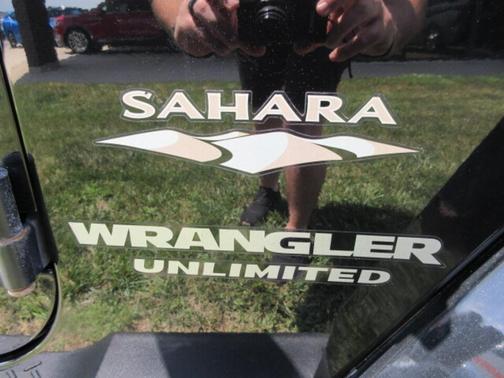 2013 Jeep Wrangler Unlimited Sahara