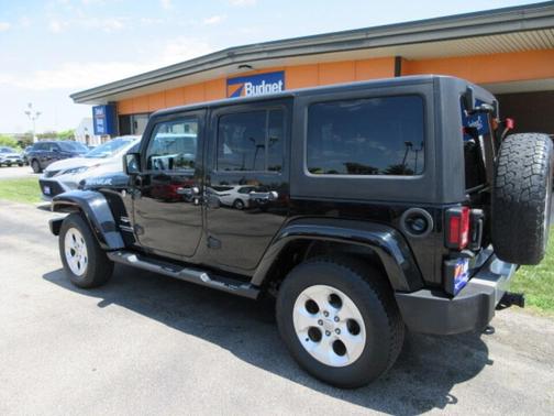 2013 Jeep Wrangler Unlimited Sahara