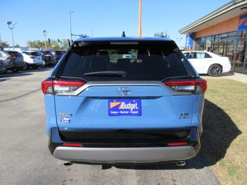 2025 Toyota RAV4 Hybrid XSE