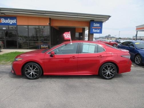 2023 Toyota Camry SE