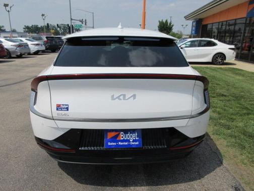 2024 Kia EV6 Wind