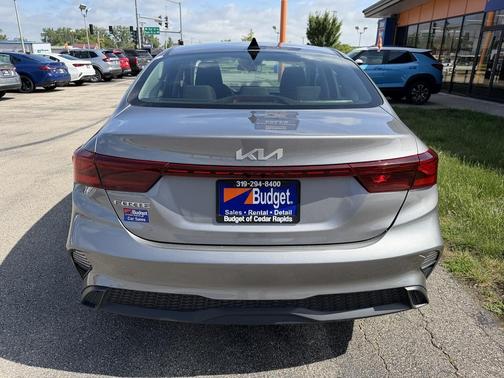 Gray 2024 Kia Forte LXS