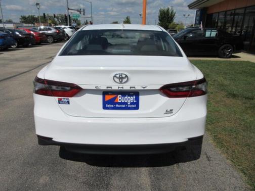 2024 Toyota Camry LE