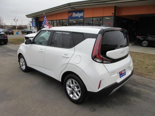 2024 Kia Soul LX