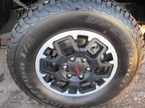 2025 Toyota Tacoma TRD Off Road