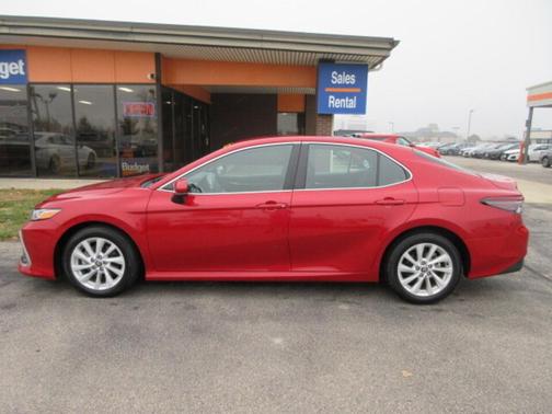 2024 Toyota Camry LE