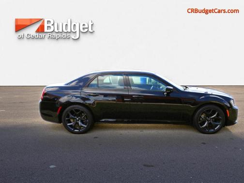 2023 Chrysler 300 S