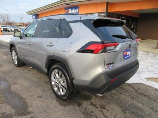 2025 Toyota RAV4 XLE Premium