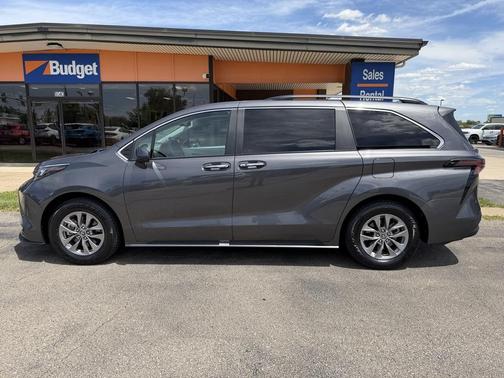 Gray 2025 Toyota Sienna XLE