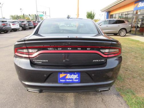 2017 Dodge Charger SXT