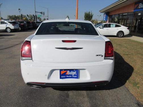 2023 Chrysler 300 S