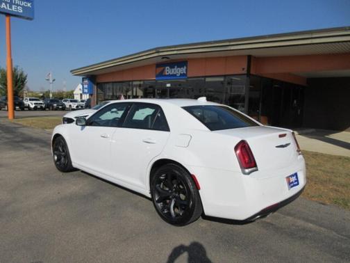 2023 Chrysler 300 S