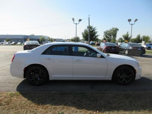 2023 Chrysler 300 S