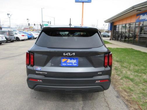 2023 Kia Sorento LX