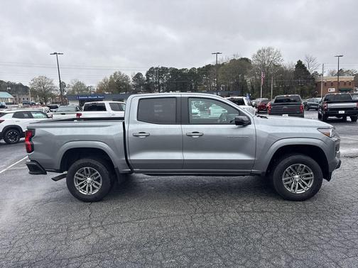 2024 Chevrolet Colorado LT