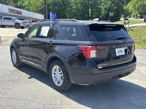 Black Metallic 2025 Ford Explorer Active