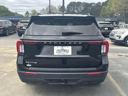 Black Metallic 2025 Ford Explorer Active