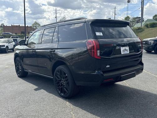 Black Metallic 2026 Ford Expedition Platinum