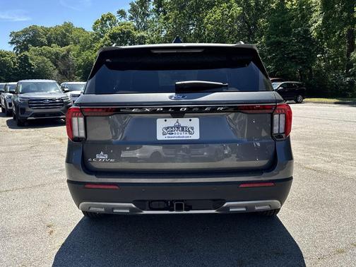 Gray Metallic 2026 Ford Explorer Active