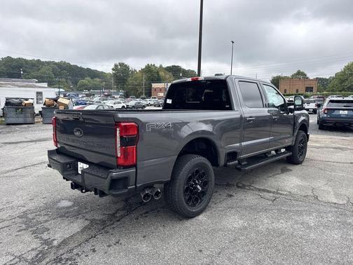 2026 Ford F-350 Lariat