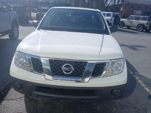 2021 Nissan Frontier S