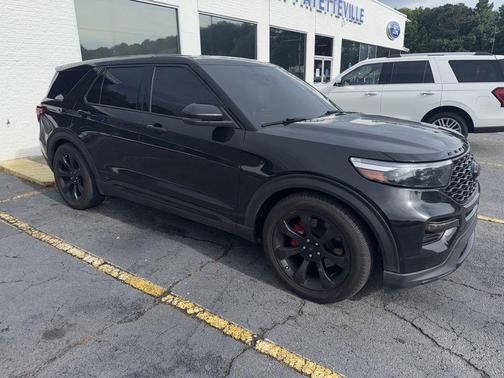 Black Metallic 2022 Ford Explorer ST