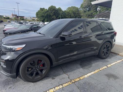 Black Metallic 2022 Ford Explorer ST