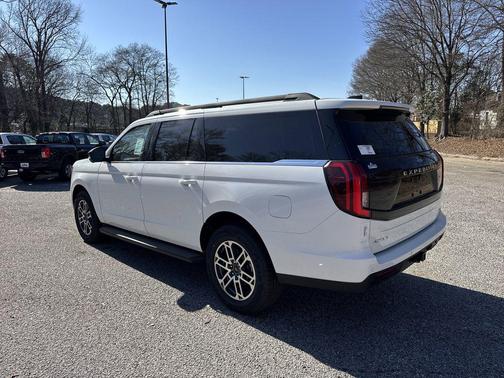 2026 Ford Expedition Max Active 4x2