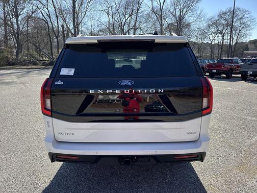 2026 Ford Expedition Max Active 4x2