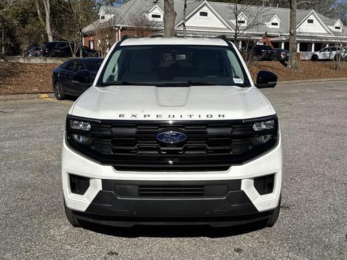 2026 Ford Expedition Max Active 4x2