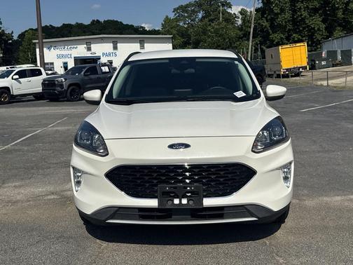 White Metallic 2022 Ford Escape SEL