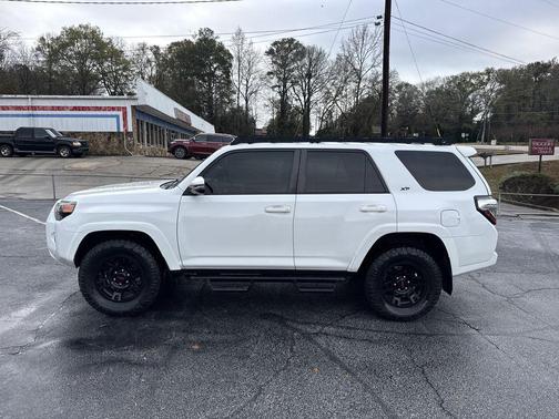 2022 Toyota 4Runner SR5 Premium