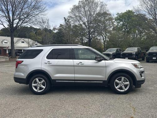 Ingot Silver 2019 Ford Explorer XLT