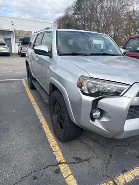 2019 Toyota 4Runner SR5