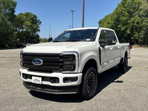 White Metallic 2026 Ford F-350 Platinum