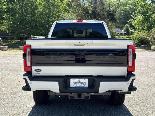 White Metallic 2026 Ford F-350 Platinum