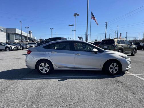 2017 Chevrolet Cruze LS
