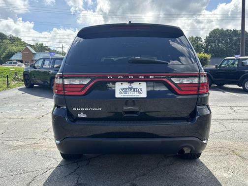 DB Black Crystal Clearcoat 2024 Dodge Durango SXT RWD