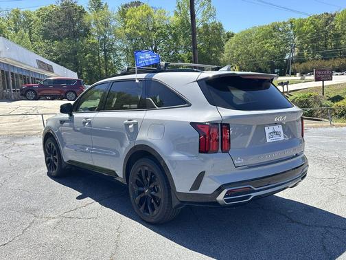 Wolf Gray 2022 Kia Sorento SX