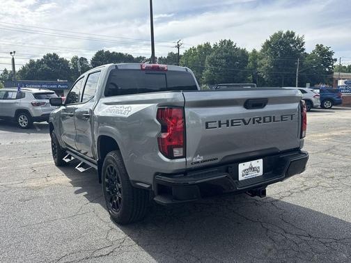 Sterling Gray Metallic 2026 Chevrolet Colorado WT