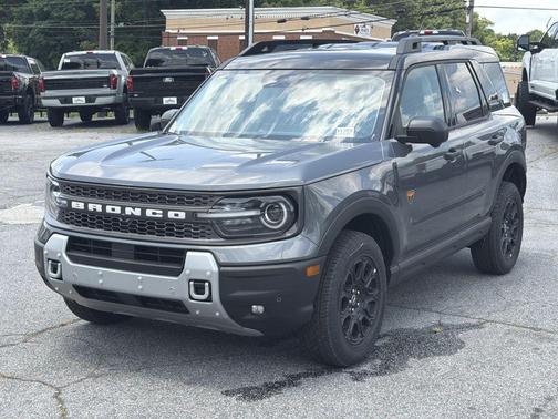 Gray Metallic 2026 Ford Bronco Sport Badlands