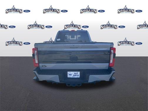 2026 Ford F-350 Platinum