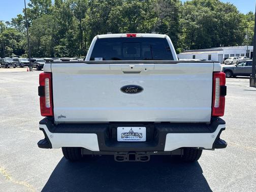 White Metallic 2026 Ford F-250 Lariat