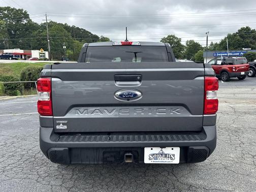 Gray Metallic 2024 Ford Maverick XLT
